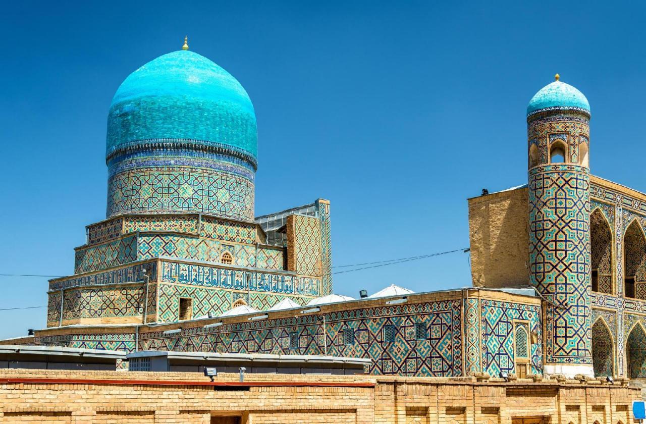 Правила въезда для российских туристов в Узбекистан