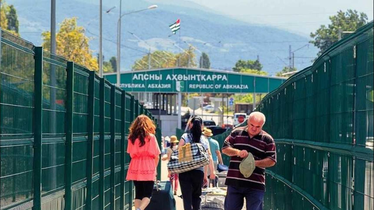 Правила въезда в Абхазию для россиян